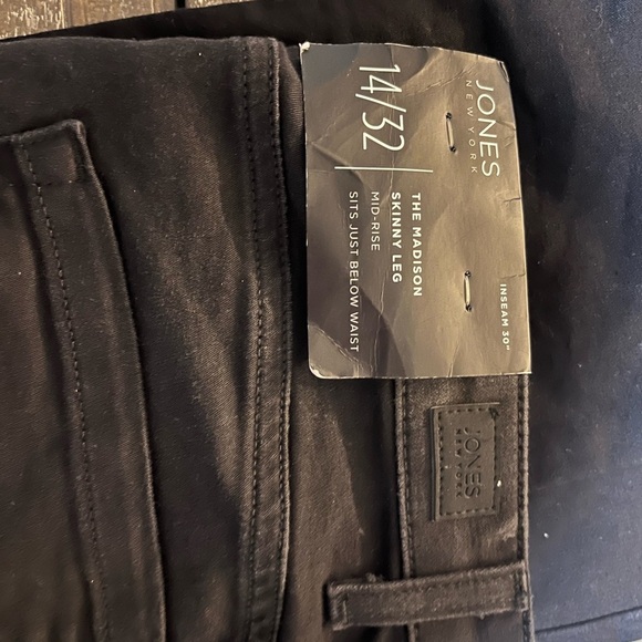 Black Straight-Leg Pants - Picture 5 of 5